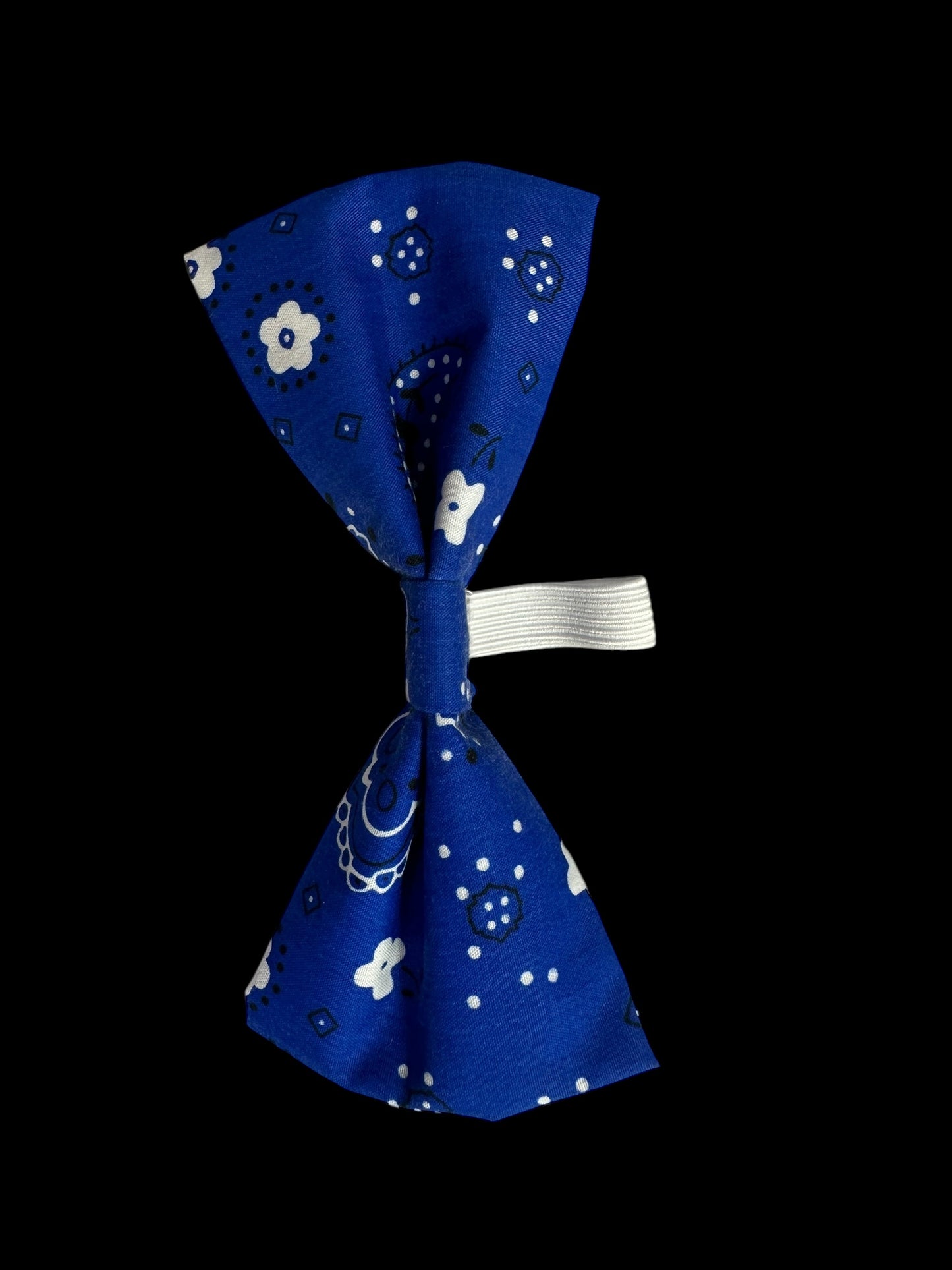 Medium bow ties- Blue floral