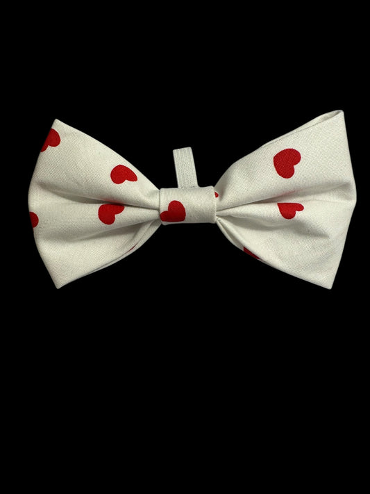 Medium bow ties- Love hearts